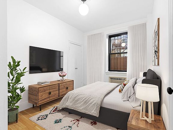 3rd image of 338 Prospect Pl APT 1C