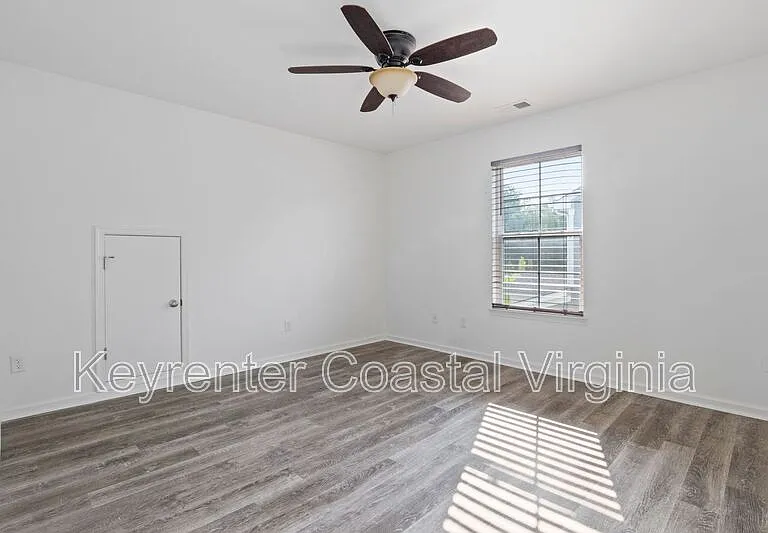 1038 Egret Ln — Photo 12