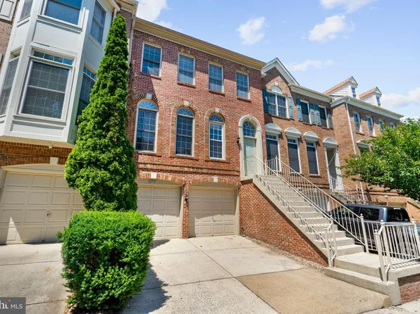 2756 Pembsly Dr, Vienna, VA 22181