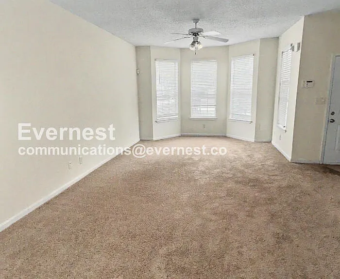 6699 Sunset Hills Blvd — Photo 8