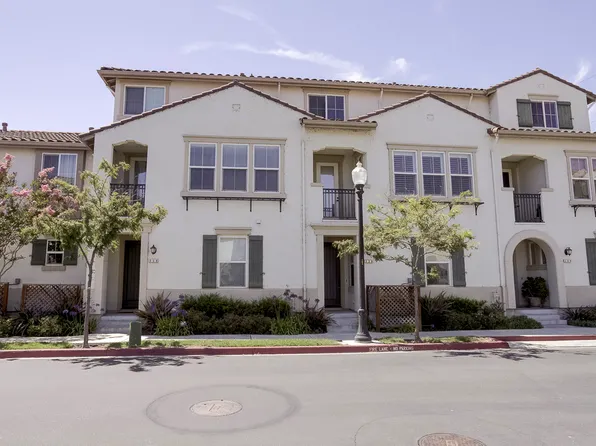 338 Belshaw Dr, Milpitas, CA 95035