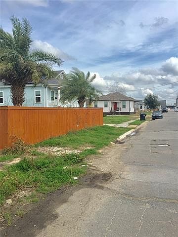 2nd image of 1255 Foy St