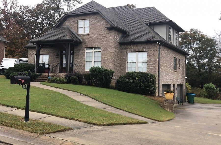 2nd image of 8924 Taunton Pl