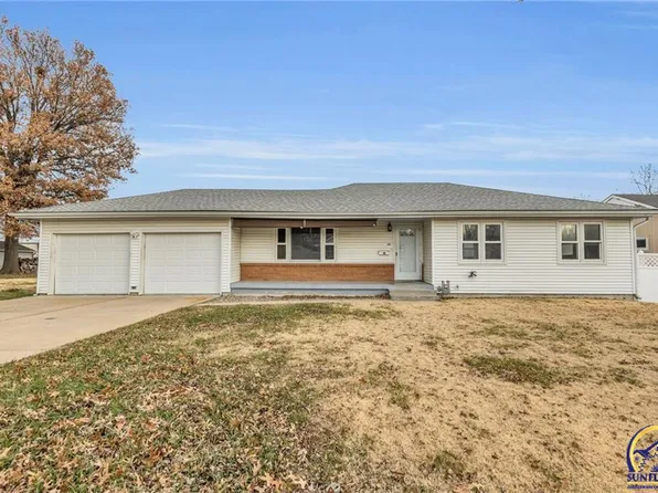 925 N Cherry St, Ottawa, KS 66067