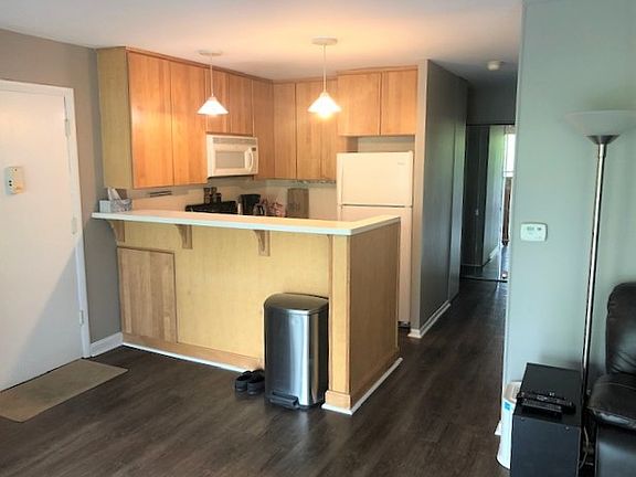 4th image of 5518 E Lake Dr #90-C