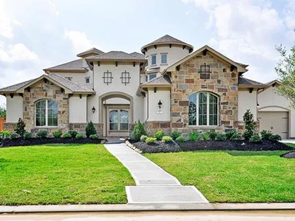 12803 Pinto Bond Ln, Cypress, TX 77429