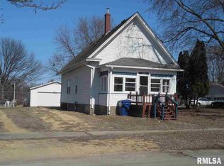 330 21st Pl, Clinton, IA 52732