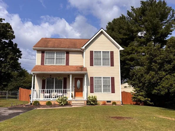 323 Dogwood Rd, Winchester, VA 22602