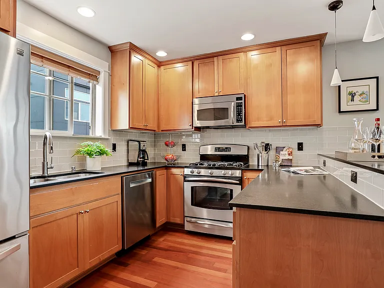 4429B 41st Ave SW — Photo 4