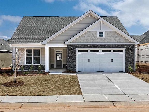 4th image of 455 Bramble Ln