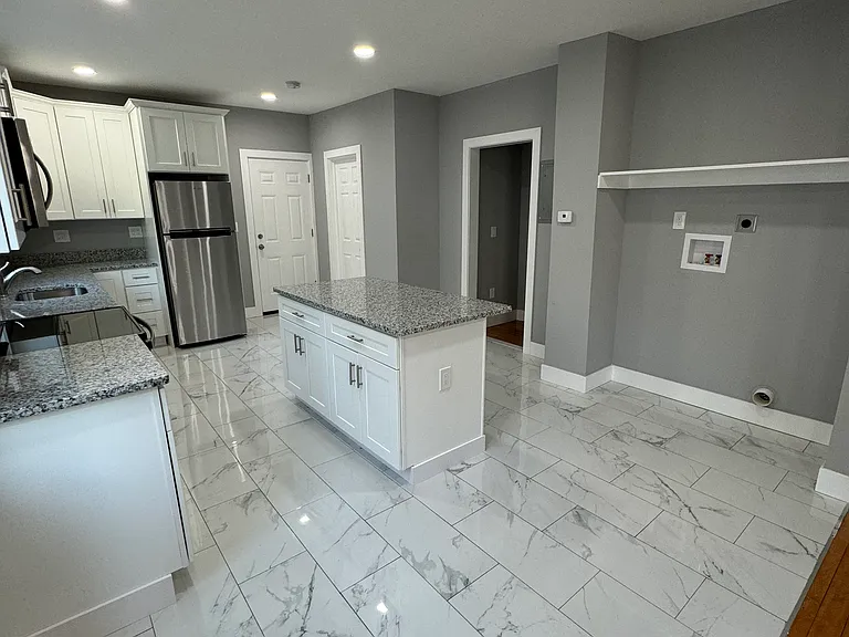 773 Pleasant St #1 — Photo 17