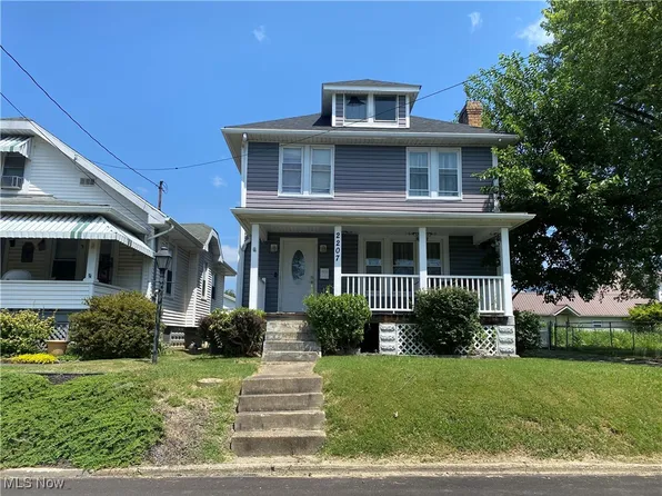 2207 17th St, Parkersburg, WV 26101