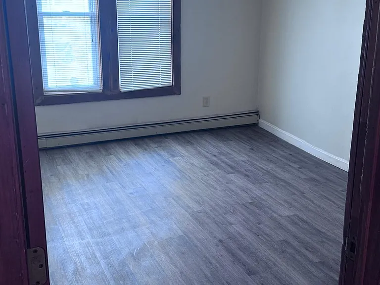 395 Cambridge St #2 — Photo 9