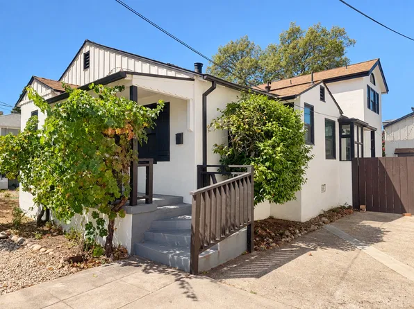 1110 Fulton Ln, Saint Helena, CA 94574