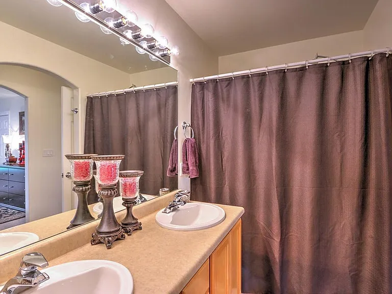 621 Lariat Loop — Photo 15