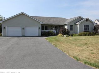 80 Hillview Dr, Bangor, ME 04401