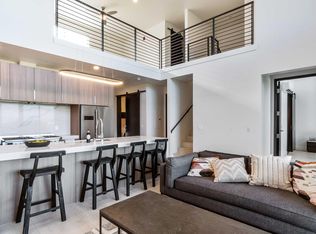 1430 Q St #805, Sacramento, CA