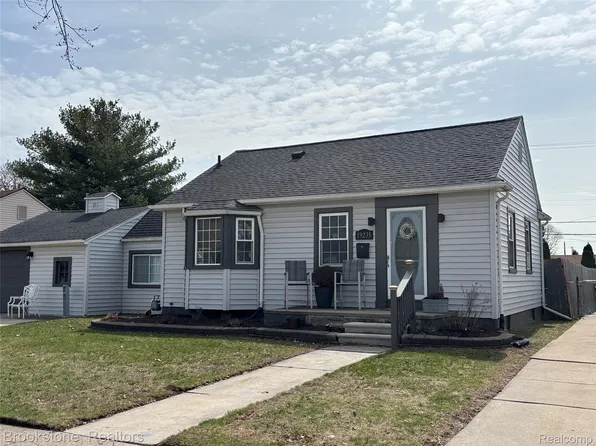 19235 Philomene Blvd, Allen Park, MI 48101