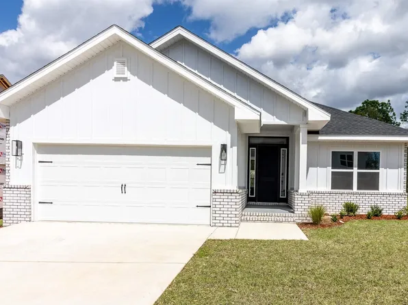 5945 Grayton Park Ln, Pace, FL 32571