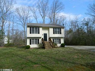 106 Dry Bridge Rd, Sandston, VA 23150