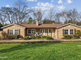 1204 Huntington Rd, Knoxville, TN 37919