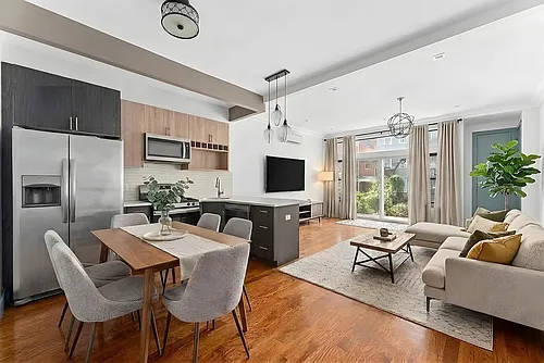 1115 Jefferson Ave #2 Photo 1