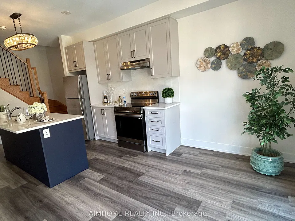 7 Phelps Ln #2