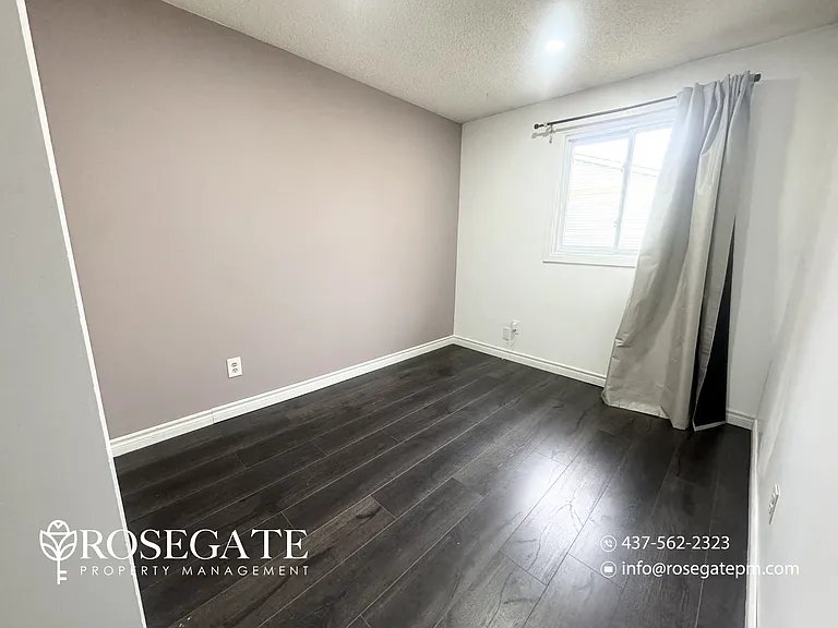 93 Hansen Rd N #76 — Photo 10