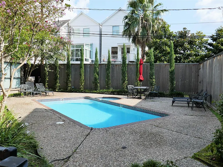 4907 Feagan St — Photo 35