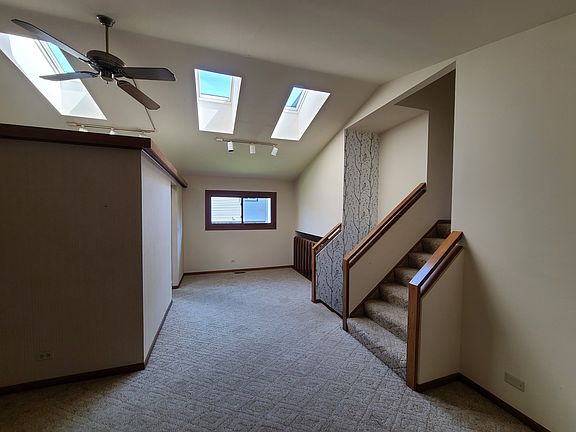 5th image of 131 Morningside Dr
