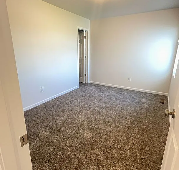 131 Marshall Loop — Photo 10