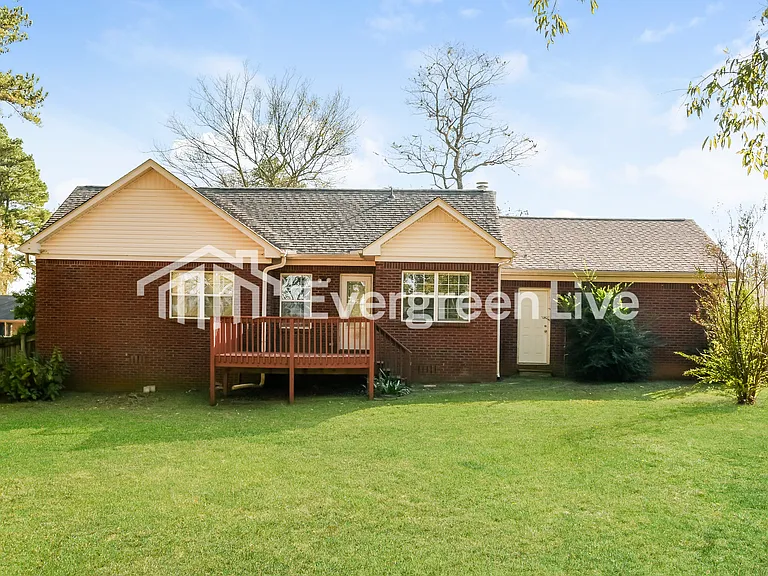 121 Lamirda Ct NW — Photo 14