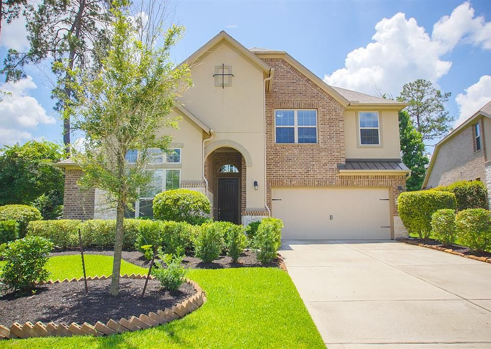 1st image of 3 Garden Path Pl