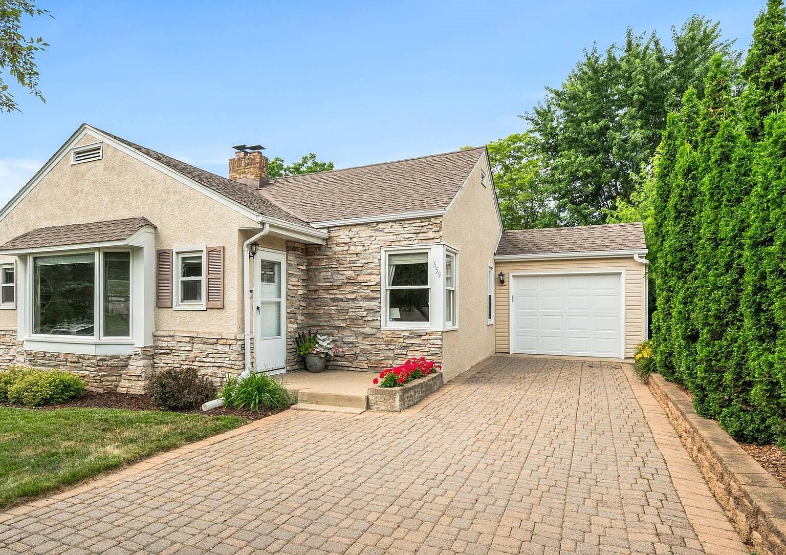 659 3rd Ave, Mendota Heights, MN 55118 Zillow