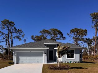 110 Glades Dr, Rotonda West, FL 33947