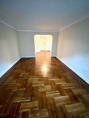 2nd image of 4746 40th St APT 4E