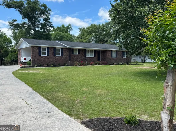 3150 Holleman Dr, Macon, GA 31216