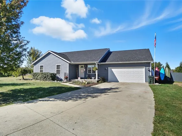 204 Ivy Creek Cv, Jamestown, OH 45335