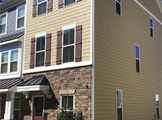 579 Marc Smiley Rd, Chesapeake, VA 23324