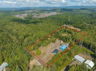 5121 SW Flansberg Rd, Waldport, OR 97394