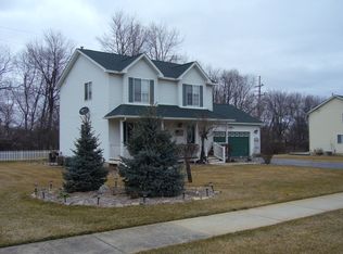 2463 Calvin Ct, Pinckney, MI 48169