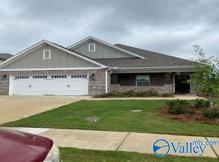 15595 Ironcrest Dr, Harvest, AL 35749