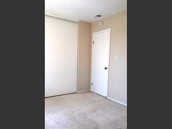 5th image of 3324 Landess Ave APT D
