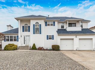 21 Privateer Dr, Waretown, NJ 08758