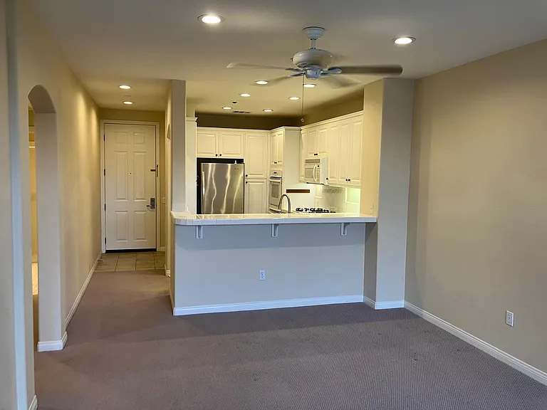 1721 S Hill Rd #203 — Photo 4