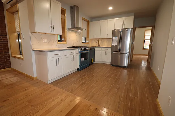 Rented by Sorensens Parkview Terrace Real Estate Inc | media 2