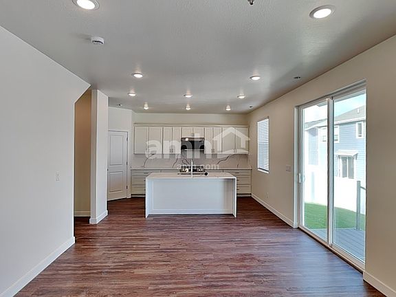 5th image of 8973 S John Annie Ln