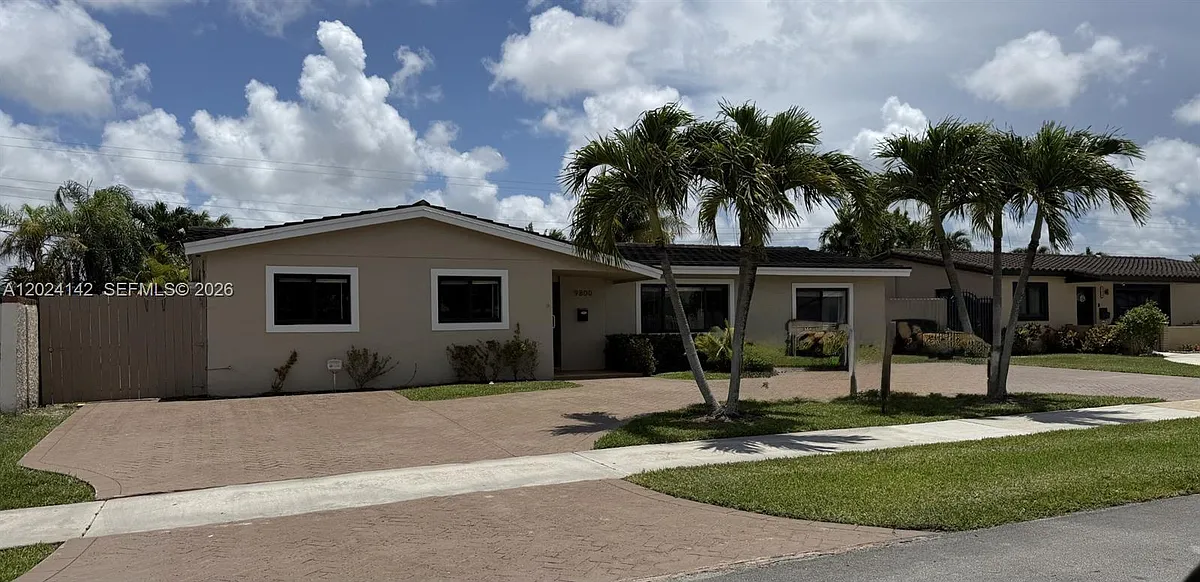 Photo 2 of 26 - 9800 SW 12th Ter - Miami, FL Building Photo - 9800 SW 12th Ter