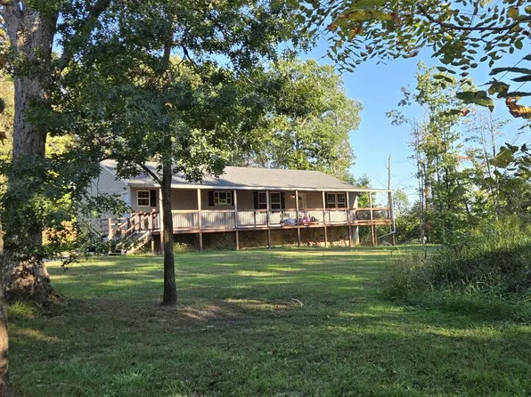 30 McCorkle Rockwell Rd, Lucasville, OH 45648