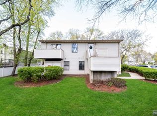 11 Coriander Way, Englewood, NJ 07631